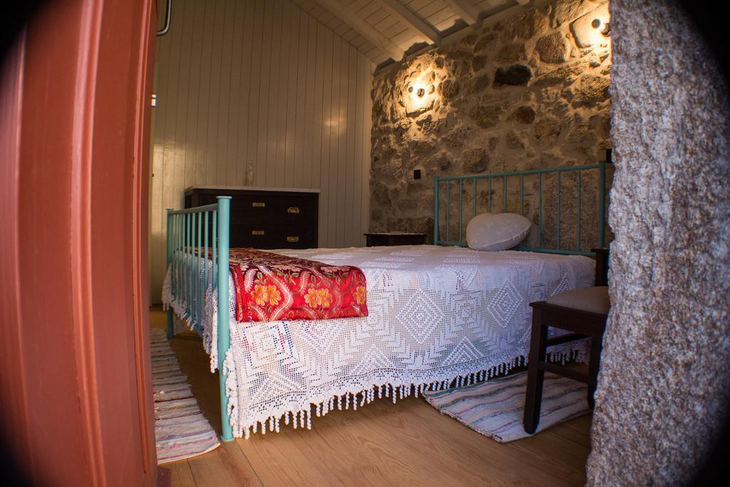 Casas Dos Avos Guest House Vale de Cambra Cameră foto