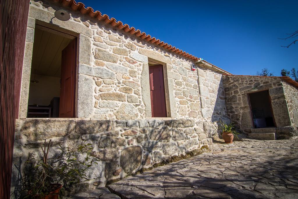 Casas Dos Avos Guest House Vale de Cambra Cameră foto