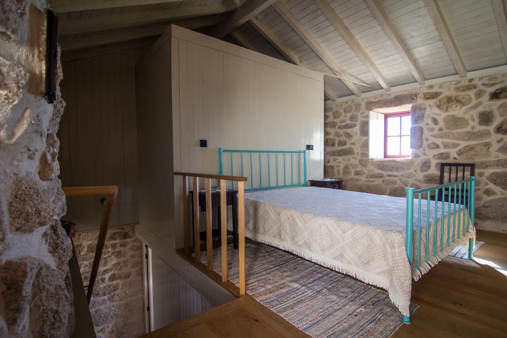 Casas Dos Avos Guest House Vale de Cambra Cameră foto