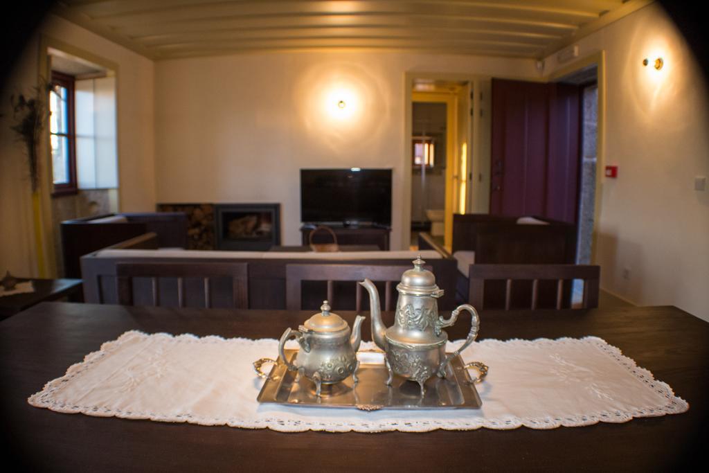 Casas Dos Avos Guest House Vale de Cambra Cameră foto