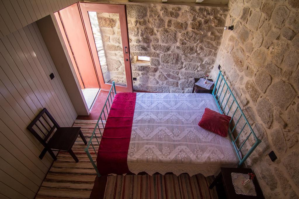 Casas Dos Avos Guest House Vale de Cambra Cameră foto