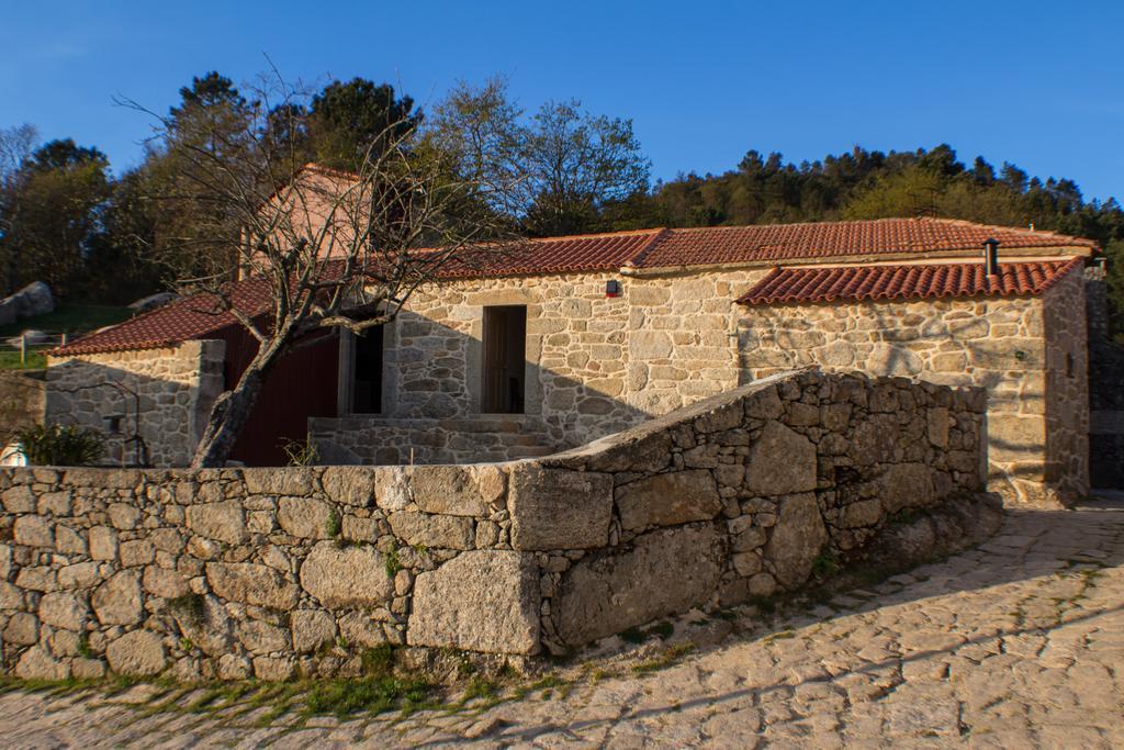 Casas Dos Avos Guest House Vale de Cambra Cameră foto