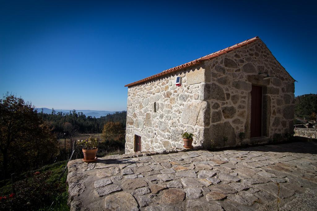 Casas Dos Avos Guest House Vale de Cambra Cameră foto