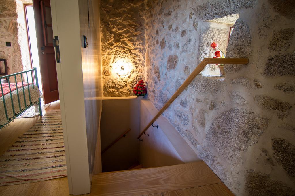 Casas Dos Avos Guest House Vale de Cambra Cameră foto
