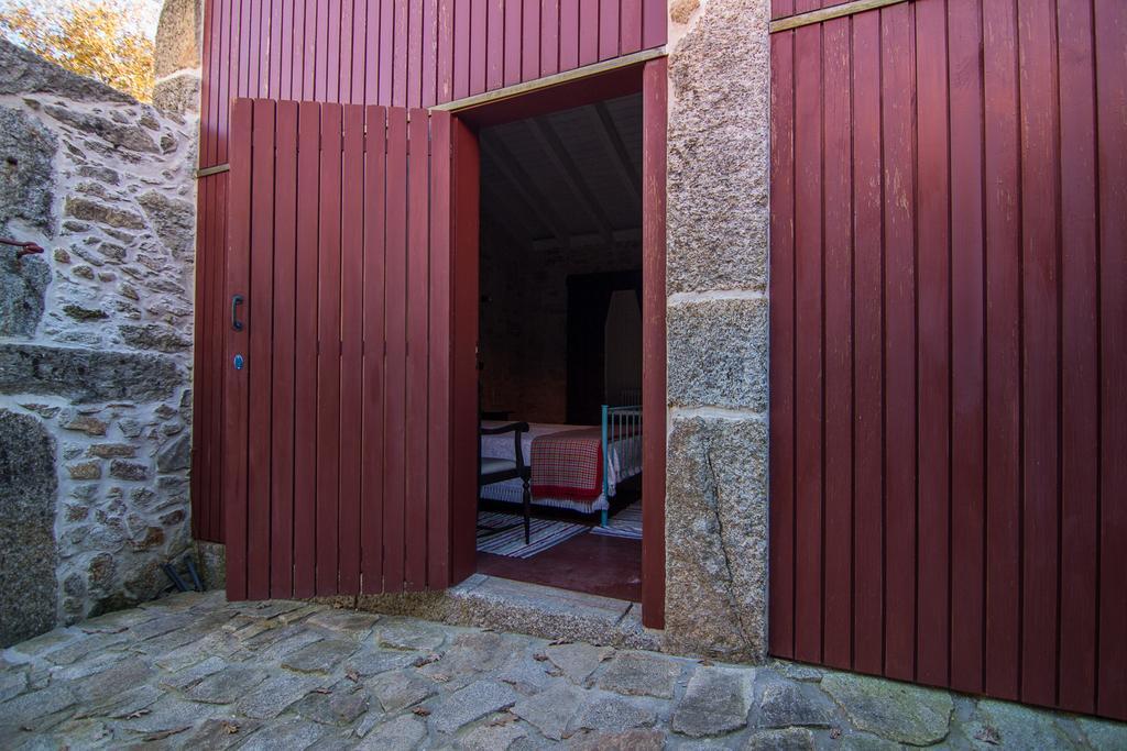 Casas Dos Avos Guest House Vale de Cambra Cameră foto