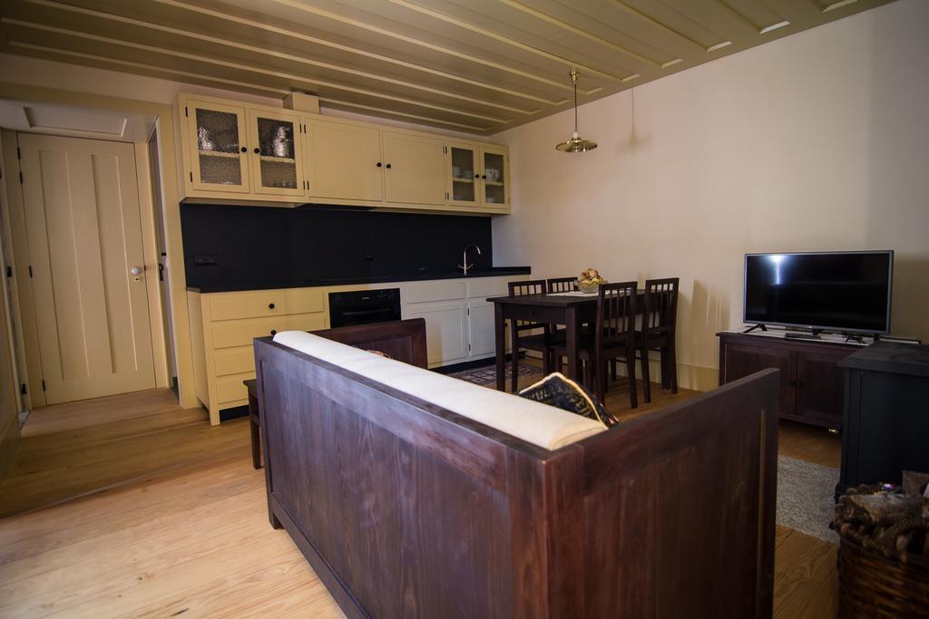 Casas Dos Avos Guest House Vale de Cambra Cameră foto