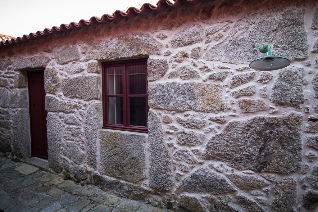 Casas Dos Avos Guest House Vale de Cambra Cameră foto